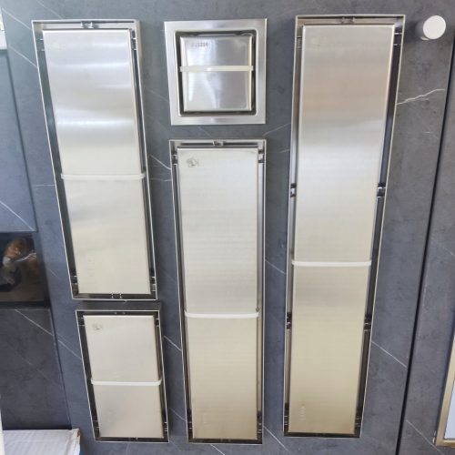 1000132562-scaled.jpg Drenaje Ducha Acero inoxidable reversible 10x30cm, sin perfil