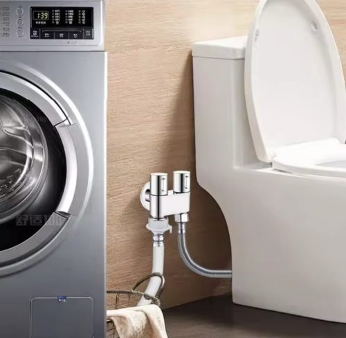 1000233686.jpg Válvula doble, conexión de 1/2" Acero Cromado, pesada.